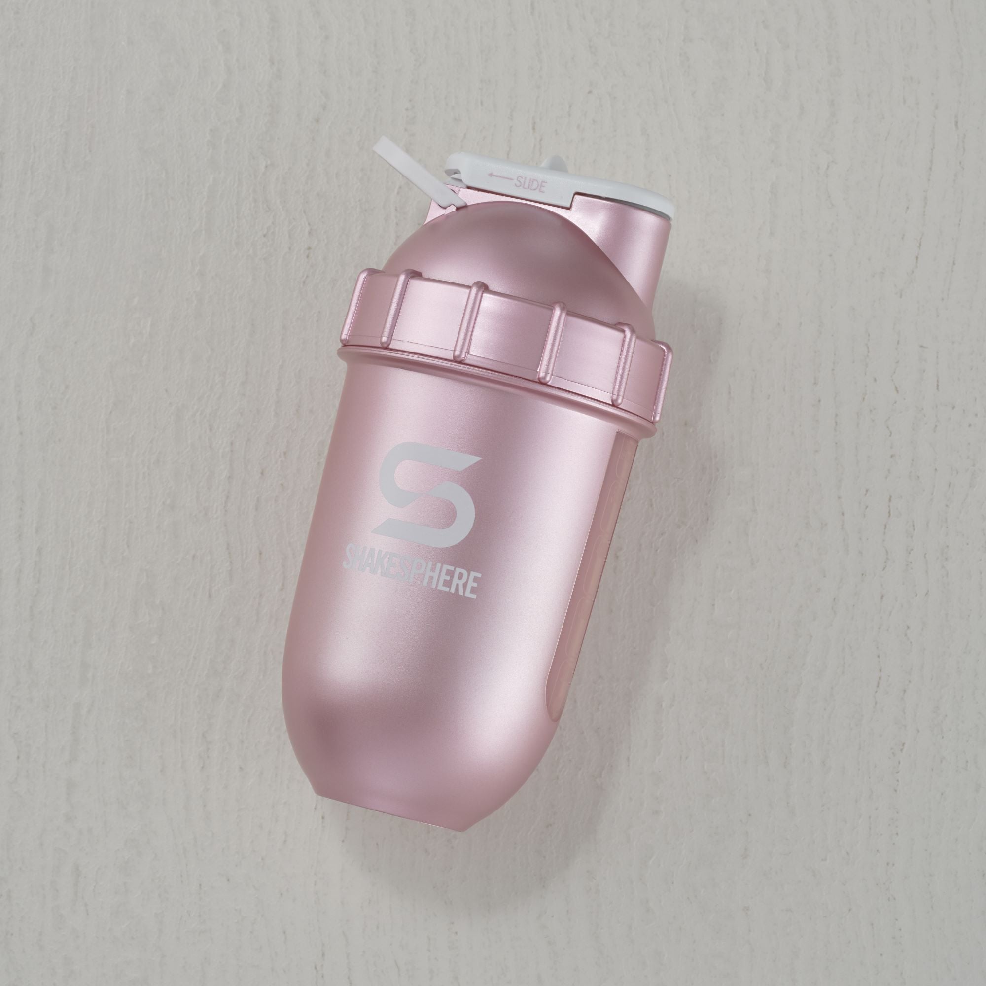 Protein shaker bottle 24.6 Fl Oz ShakeSphere Tumbler View Rose Gold/White Logo/Clear Window