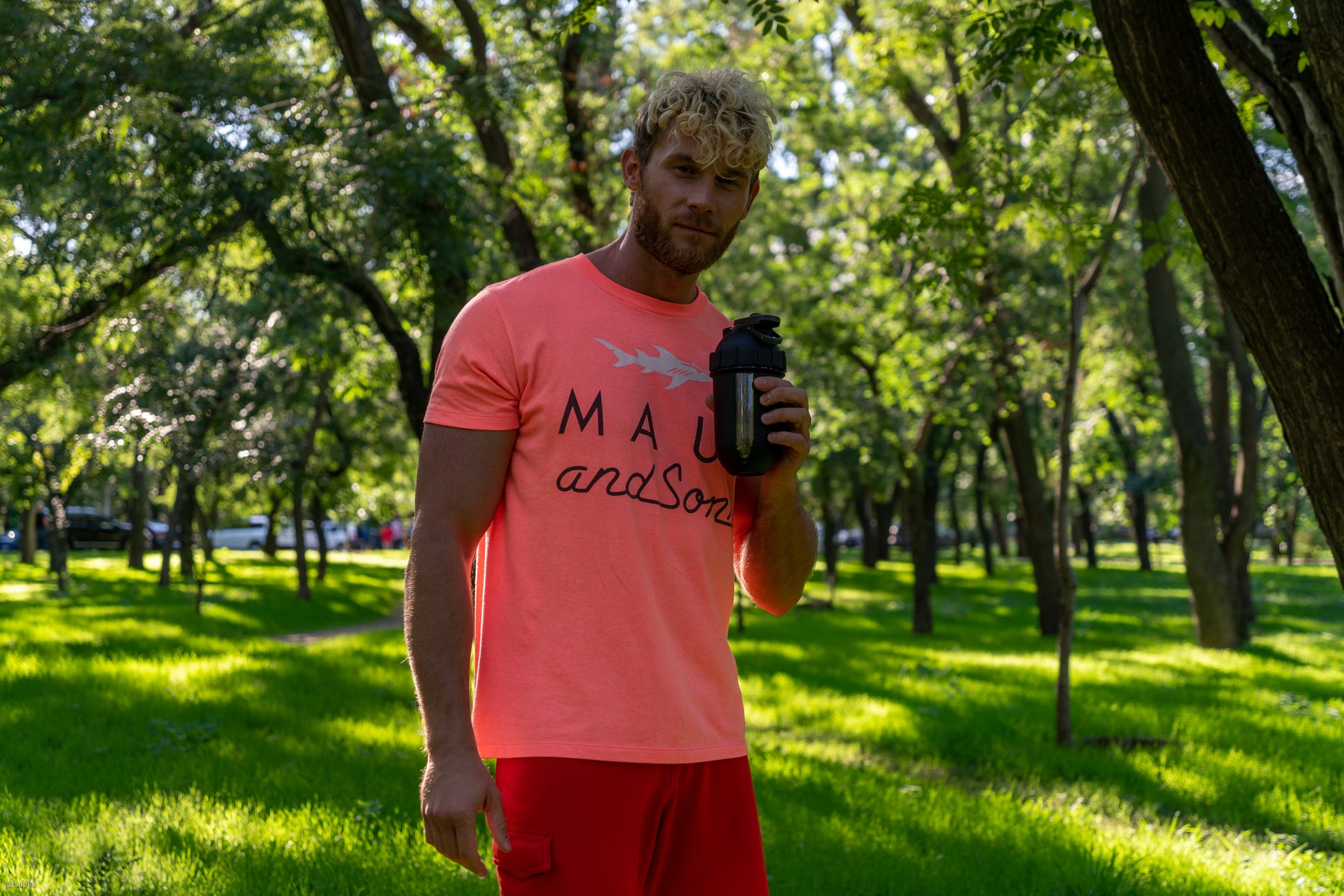 ShakeSphere Tumbler Cooler Shaker Matte Black