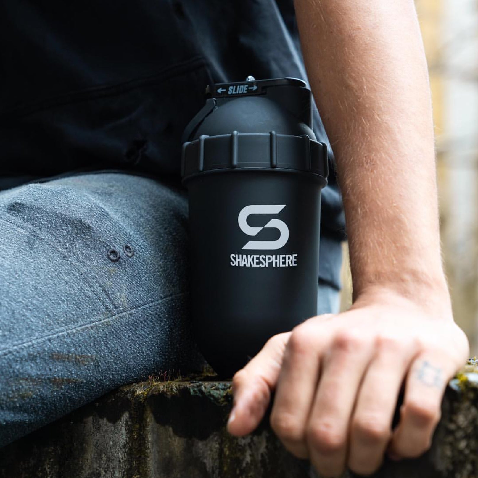 Protein shaker bottle 700mls "Tumbler Original" Matte Black/White Logo