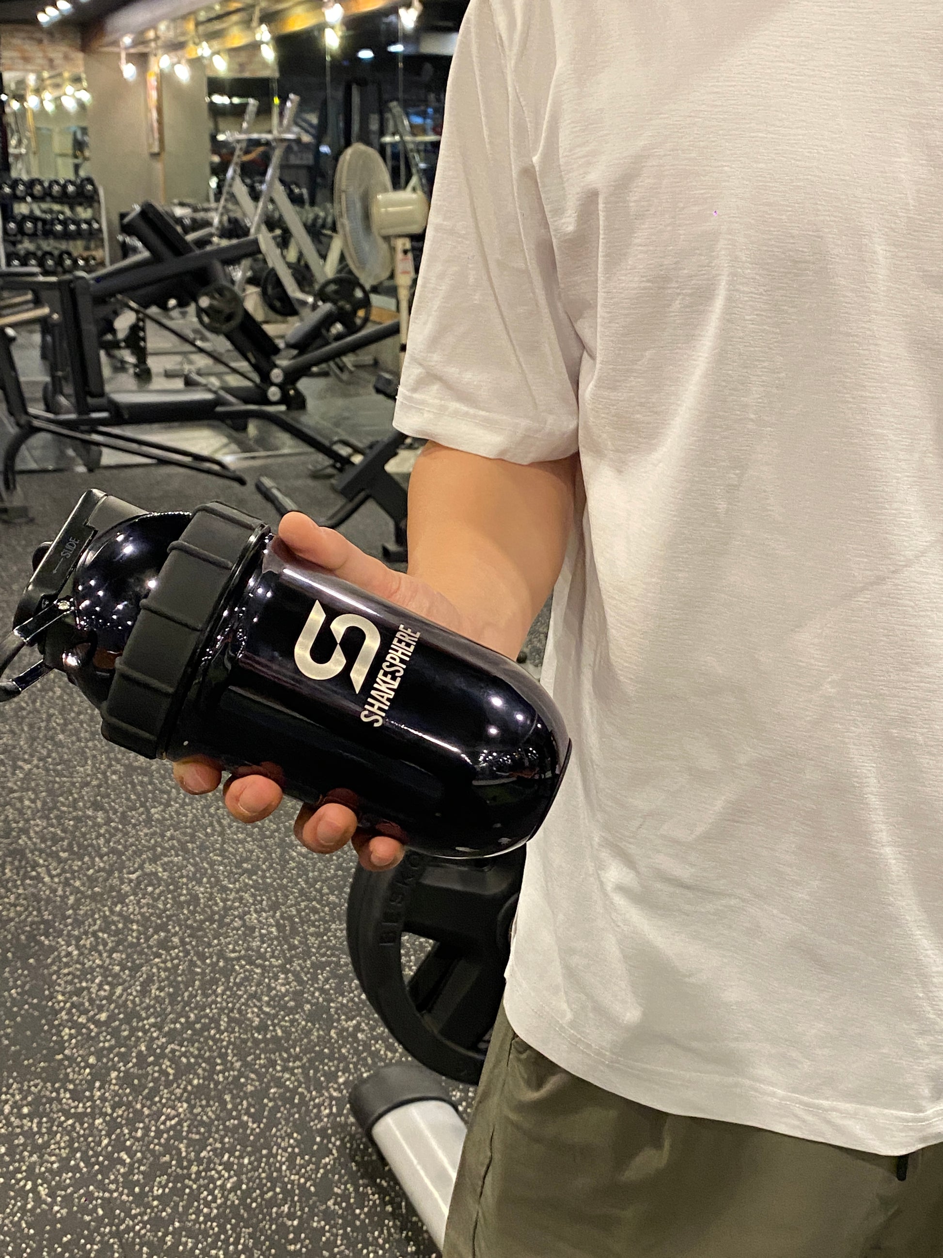 Protein shaker bottle 24.6 Fl Oz Double Wall Steel Mirrored Black